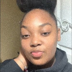 Meet your Posher, Reign